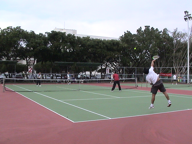 室外網球場3面